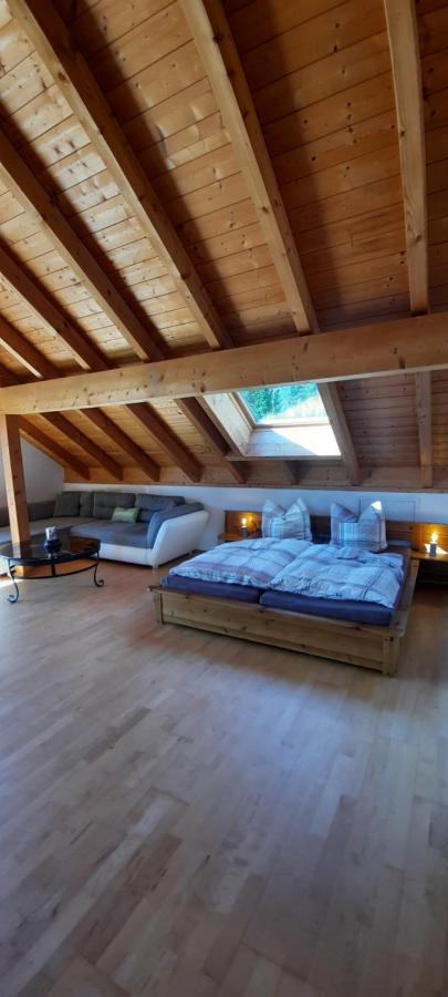 Little Graceland Und Appartement